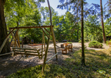 Auf den Outdoor-Spielplatz können sich die kleinen Gäste freuen.
