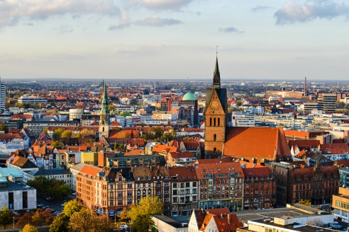 Herzlich willkommen in Hannover – eine Stadt, in der Moderne und Tradition miteinander verschmelzen!