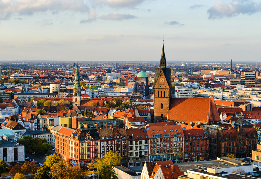 Herzlich willkommen in Hannover – eine Stadt, in der Moderne und Tradition miteinander verschmelzen!