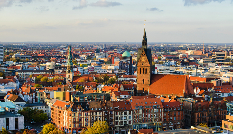 Herzlich willkommen in Hannover – eine Stadt, in der Moderne und Tradition miteinander verschmelzen!