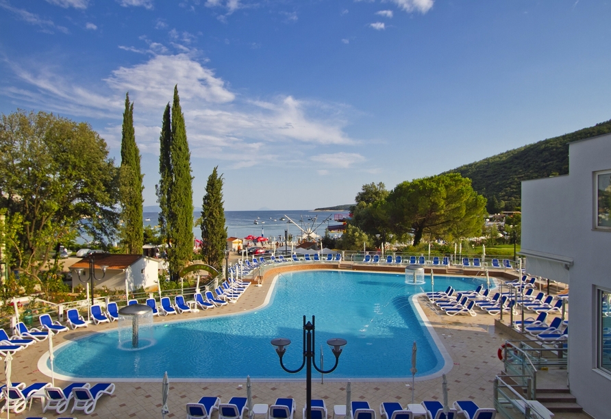 Außenpool des Beispielhotels Maslinica Mimosa Lido Palace Hedera
