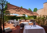Terrasse des Beispielhotels Hotel Crowne Plaza Venice East
