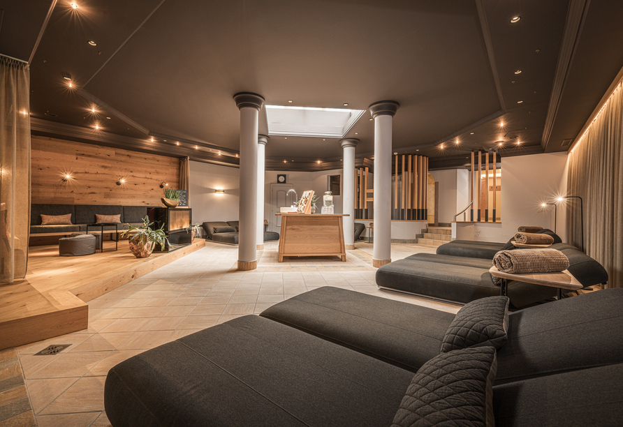 Im Hotel Pirchnerhof erwartet Sie ein großzügiger Wellnessbereich.