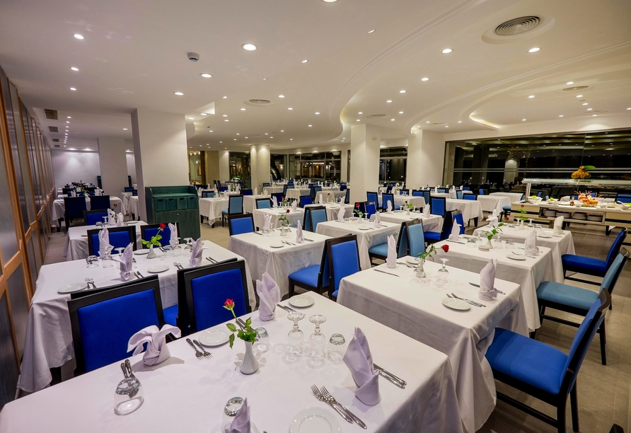 Lassen Sie sich kulinarisch in den beiden Restaurants des Hotels verwöhnen.