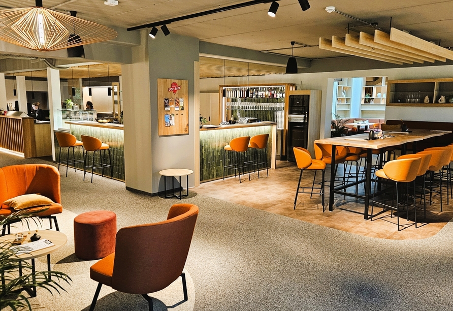 Das JUFA Hotel ist modern und gemütlich eingerichtet.