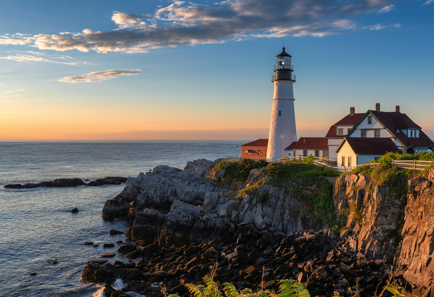 Der Leuchtturm von Portland Bill zählt zu den bekannten Wahrzeichen der Region
