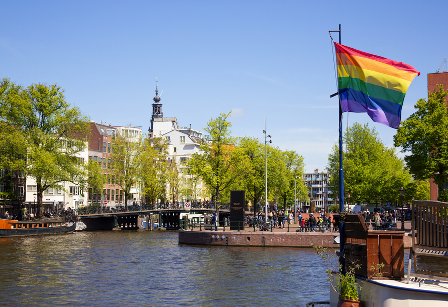 Amsterdam erwartet Sie.