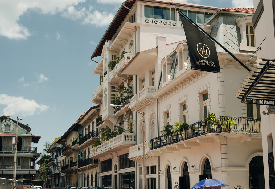 Erkunden Sie das historische Stadtzentrum von Panama City Beach mit seinen Boutiquen und zahlreichen Cafés.