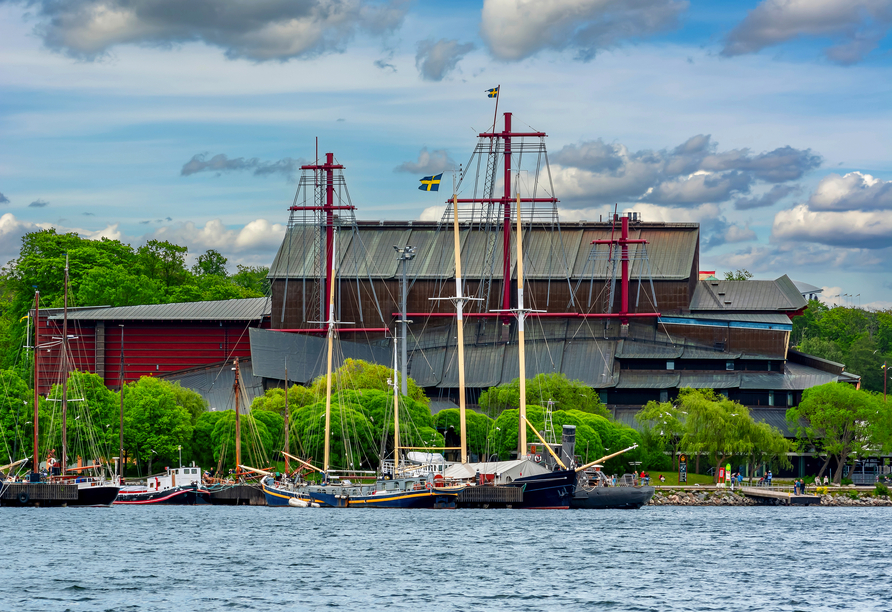 Entdecken Sie im Vasa-Museum das prachtvolle Kriegsschiff aus dem 17. Jahrhundert – einzigartig erhalten und voller Geschichte