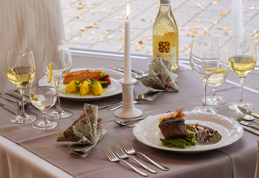Lassen Sie es sich im Restaurant schmecken.
