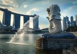 Der mythische Merlion in Singapur ist das Wahrzeichen der Löwenstadt und steht für die Verbindung von Herkunft und Moderne.