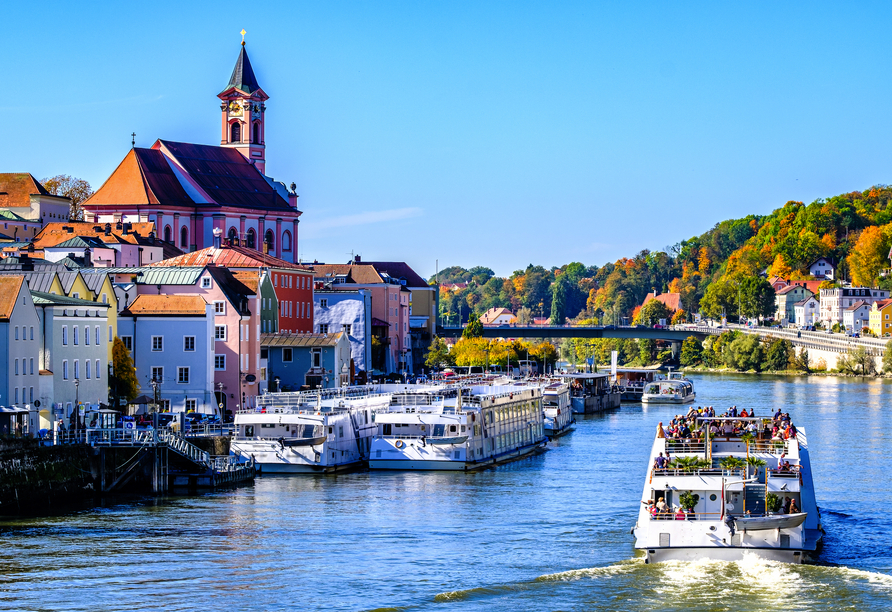 Die Dreiflüsse-Stadt Passau ist nur einen Katzensprung entfernt.