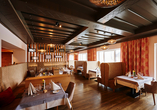 Im Restaurant werden exquisite Speisen serviert.