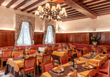 Freuen Sie sich auf nationale Köstlichkeiten im Wiener Restaurant.