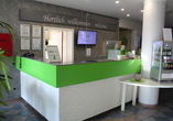 An der Rezeption des Hotels werden Sie herzlich empfangen.