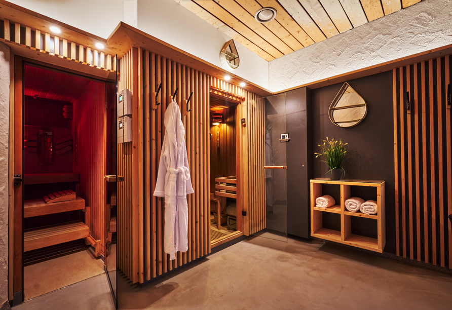 In der hoteleigenen Sauna werden Sie ordentlich ins Schwitzen kommen.