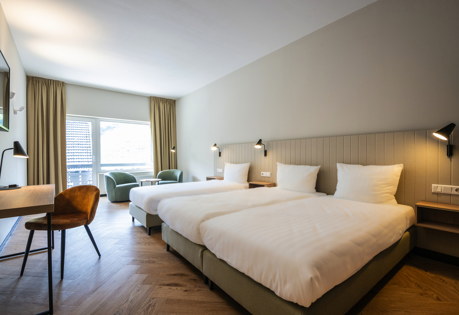 Beispiel eines Dreibettzimmers im May Hotel Mayschoß