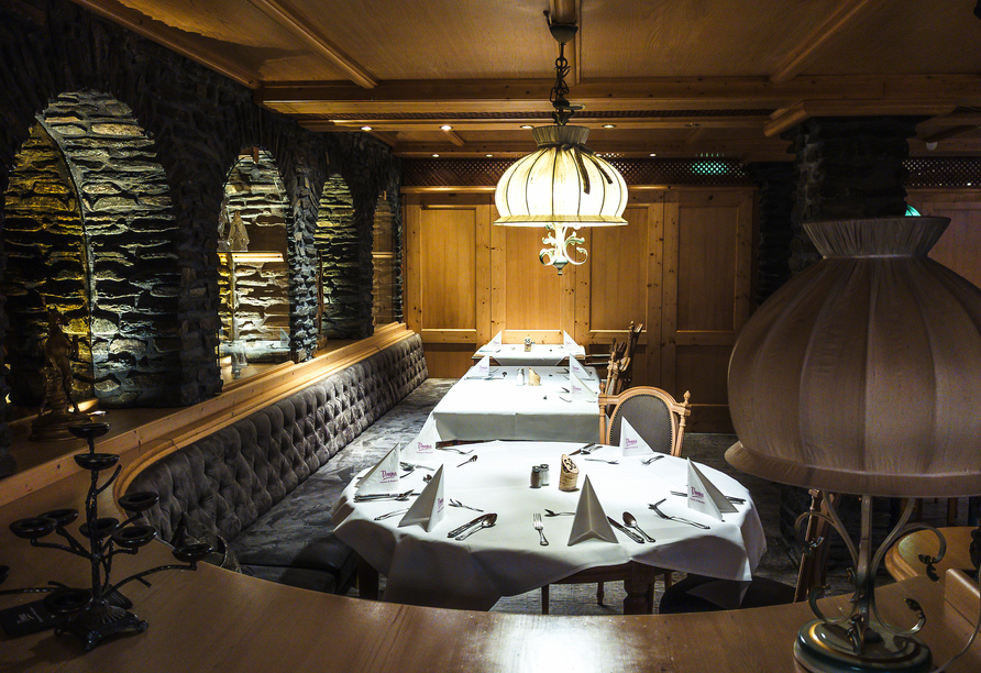 Restaurant im Burghotel Am Hohen Bogen 