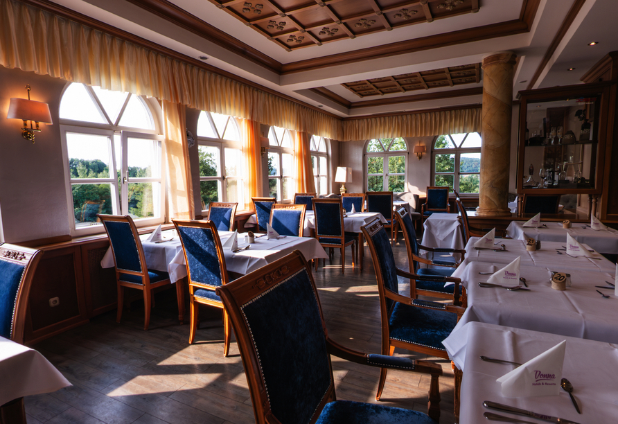 Kaminzimmer im Burghotel am Hohen Bogen