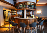 An der Bar können Sie den Abend gesellig ausklingen lassen.