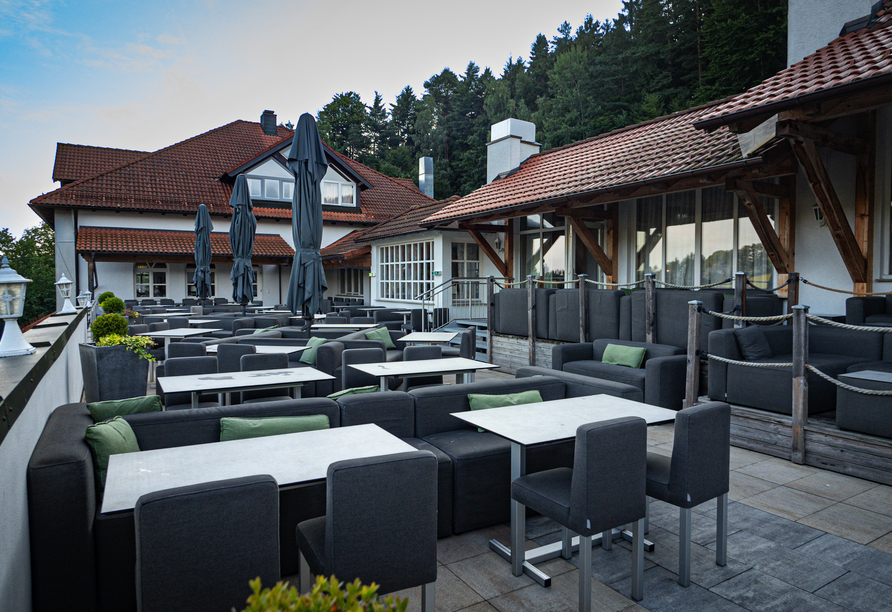 Terrasse im Burghotel am Hohen Bogen 