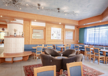 Bar und Lounge im Hotel Alpine Mugon