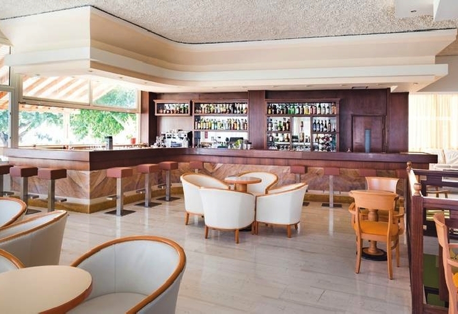 Freuen Sie sich auf Ihr Lieblingsgetränk an einer der Bars im Hotel.