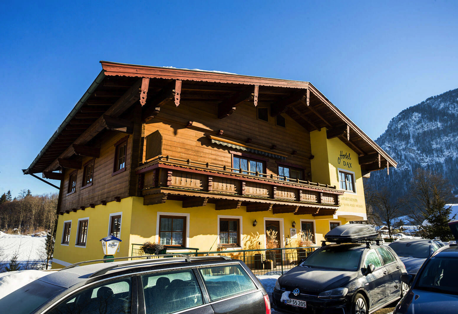 Außenansicht des Hotels Dax in Lofer