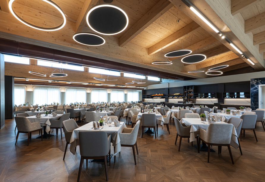 Freuen Sie sich die köstliche italienische Küche im Restaurant des Hotels.