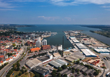 Im Sommer zeigt sich Horsens von seiner lebendigen Seite – mit Hafenflair, Kultur und gemütlichen Momenten unter freiem Himmel.