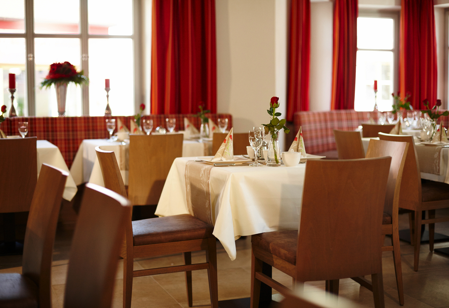 Im Restaurant erwarten Sie kulinarische Gaumenfreuden.