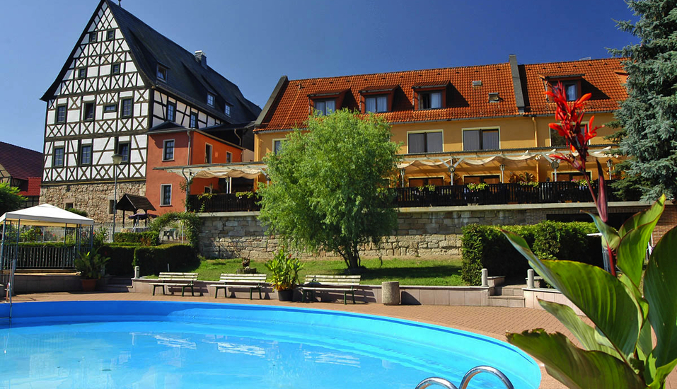 Herzlich willkommen im Landhotel Edelhof in Uhlstädt-Kirchhasel!