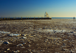 Weite, Wind und Wellen: Die Nordsee zeigt sich auf Juist von ihrer ruhigen Seite.