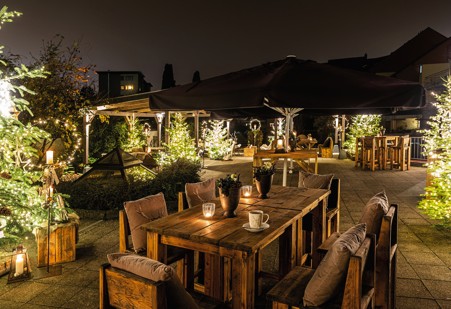 Vom November bis Januar findet das Winter Wonderland auf der Hotelterrasse statt.