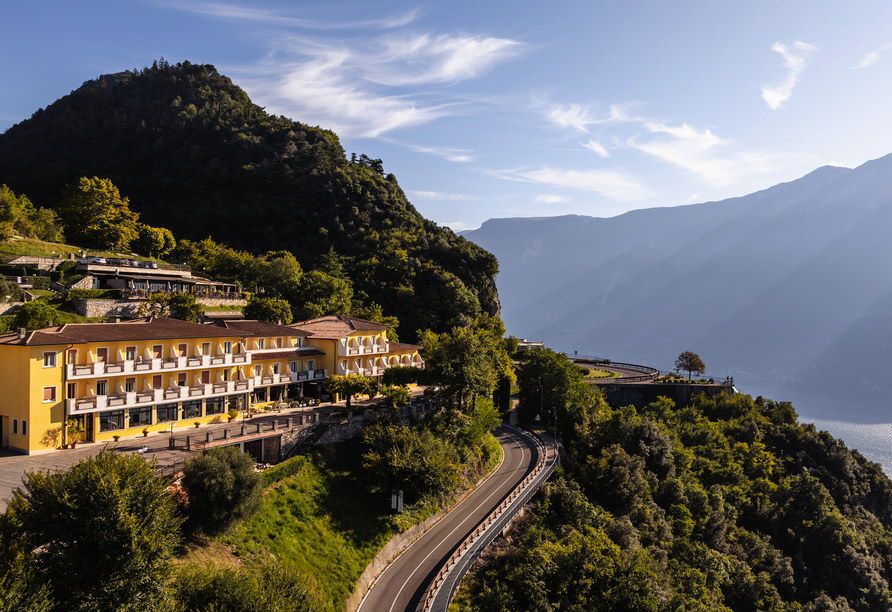 Das Hotel La Rotonda besticht durch seine grandiose Hanglage.