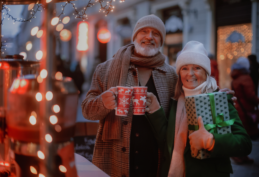 Entdecken Sie die schönsten Weihnachtsmärkte der Umgebung.