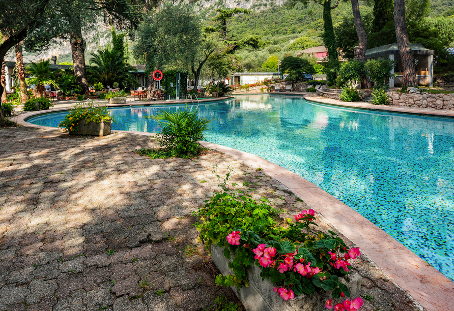 Außenpool des Hotels Marco Polo Garda