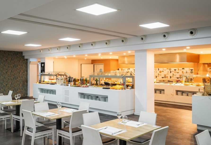 Lassen Sie sich im Restaurant von kulinarischen Höhepunkten verzaubern.