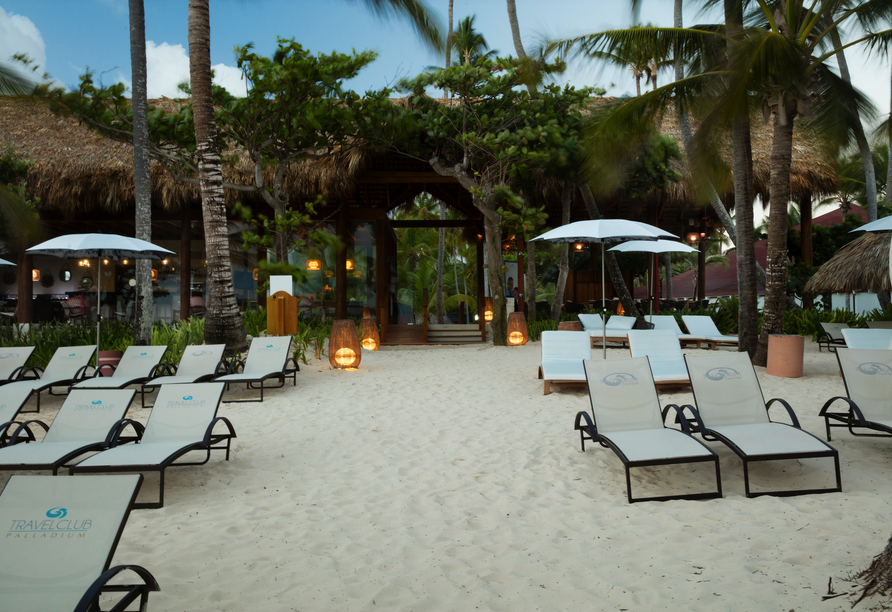 Grand Palladium Punta Cana Resort & Spa, Strand Direkt am Resort befindet sich der paradiesische Strand.
