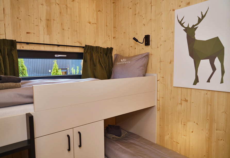 Beispiel eines Schlafzimmers mit Etagenbett