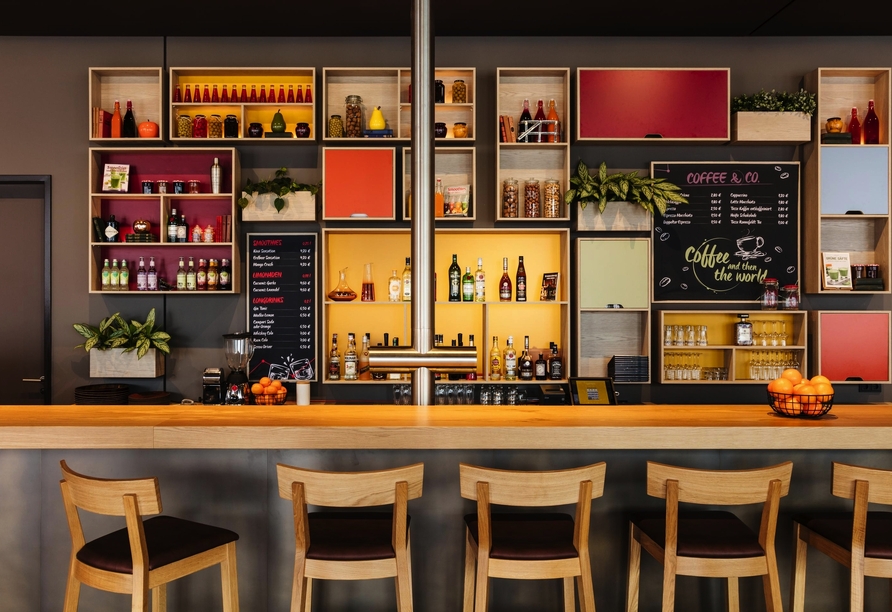 Bar im IntercityHotel Braunschweig