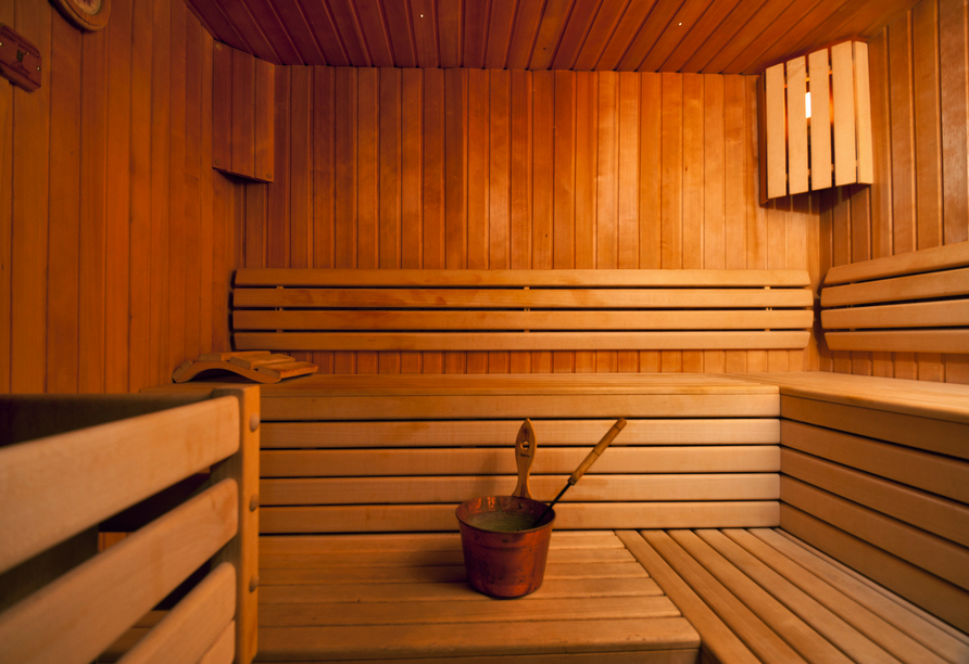 Wie wäre es mit einem wohltuenden Aufguss in der Sauna?