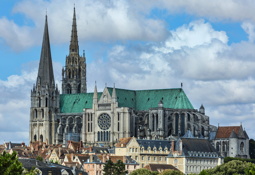 Chartres weiß mit märchenhaftem Charme zu überzeugen.