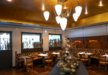 Guten Appetit in stilvollem Ambiente im Speisesaal.