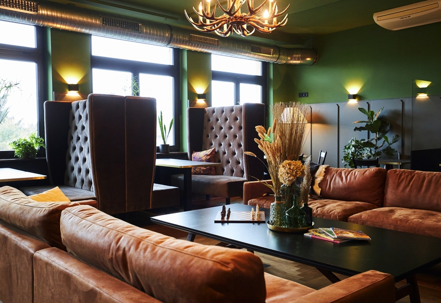 Nach einem erlebnisreichen Tag lädt die Lounge zum Verweilen ein.