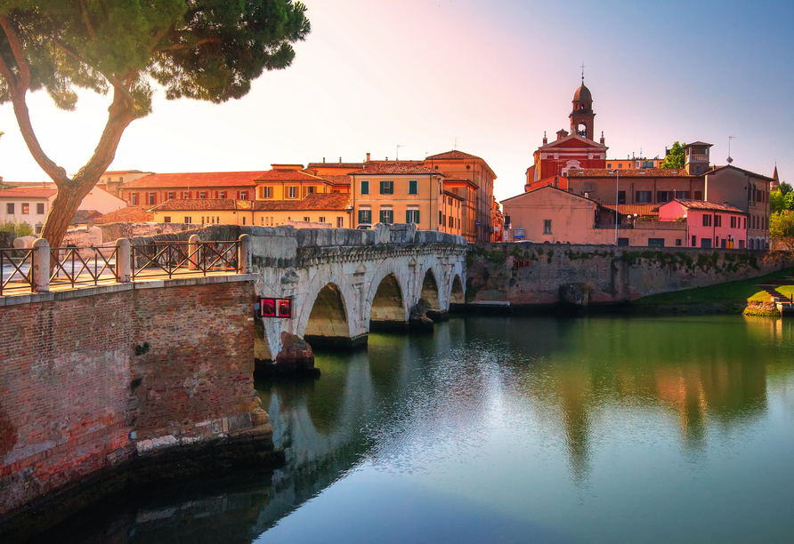 Römische Geschichte trifft in Rimini auf italienisches Lebensgefühl und mediterranes Flair.