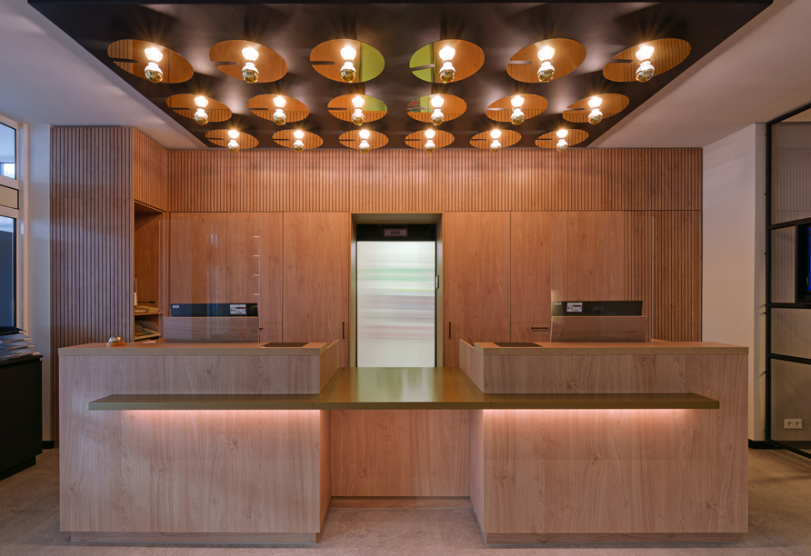 Rezeption im FORA Hotel Hannover