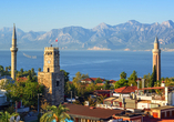 Die Altstadt von Antalya begeistert mit historischem Flair und mediterraner Stimmung.