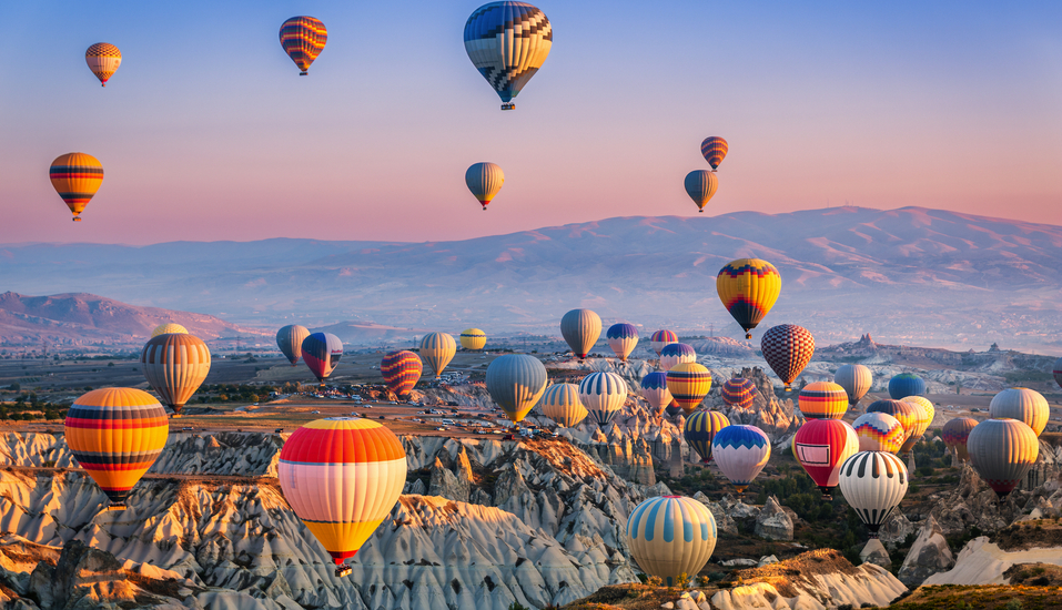 Der Auftakt im malerischen Kappadokien stimmt Sie auf eine unvergessliche Reise und eine erholsame Kreuzfahrt ein.