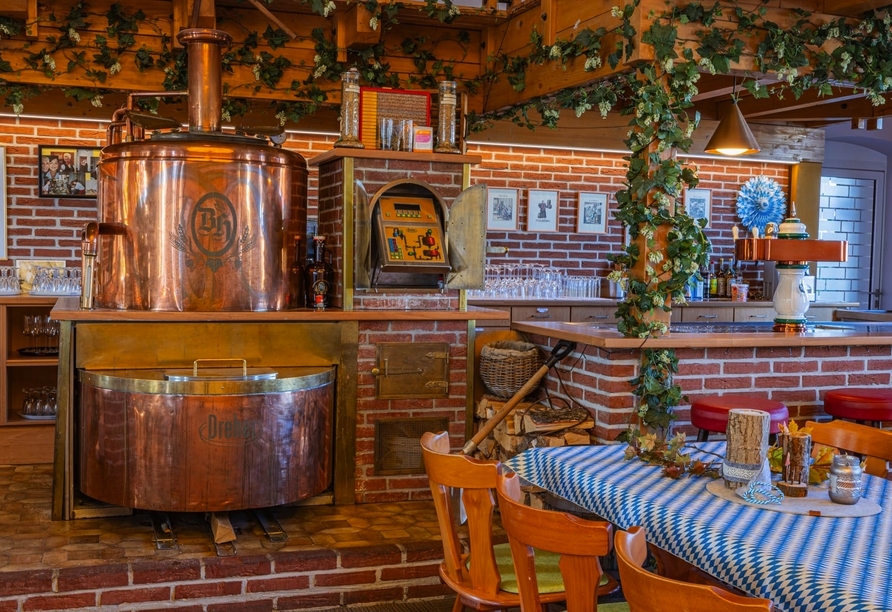 Im gemütlichen Festsaal werden Sie sich garantiert wohlfühlen.